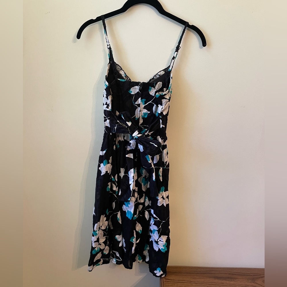 Snap: Black, White, & Blue Flower Patterned Sundress - Picture 4 of 5